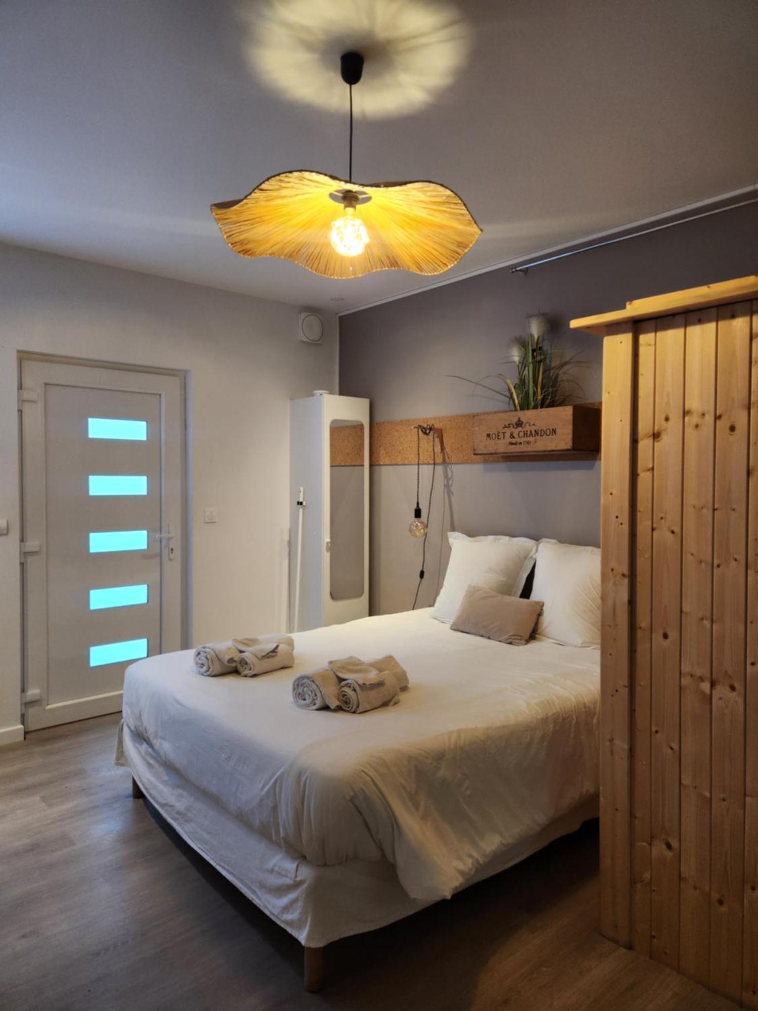 Chambres Privees Hyper-Centre Epernay Lit 160X200Cm Exteriér fotografie